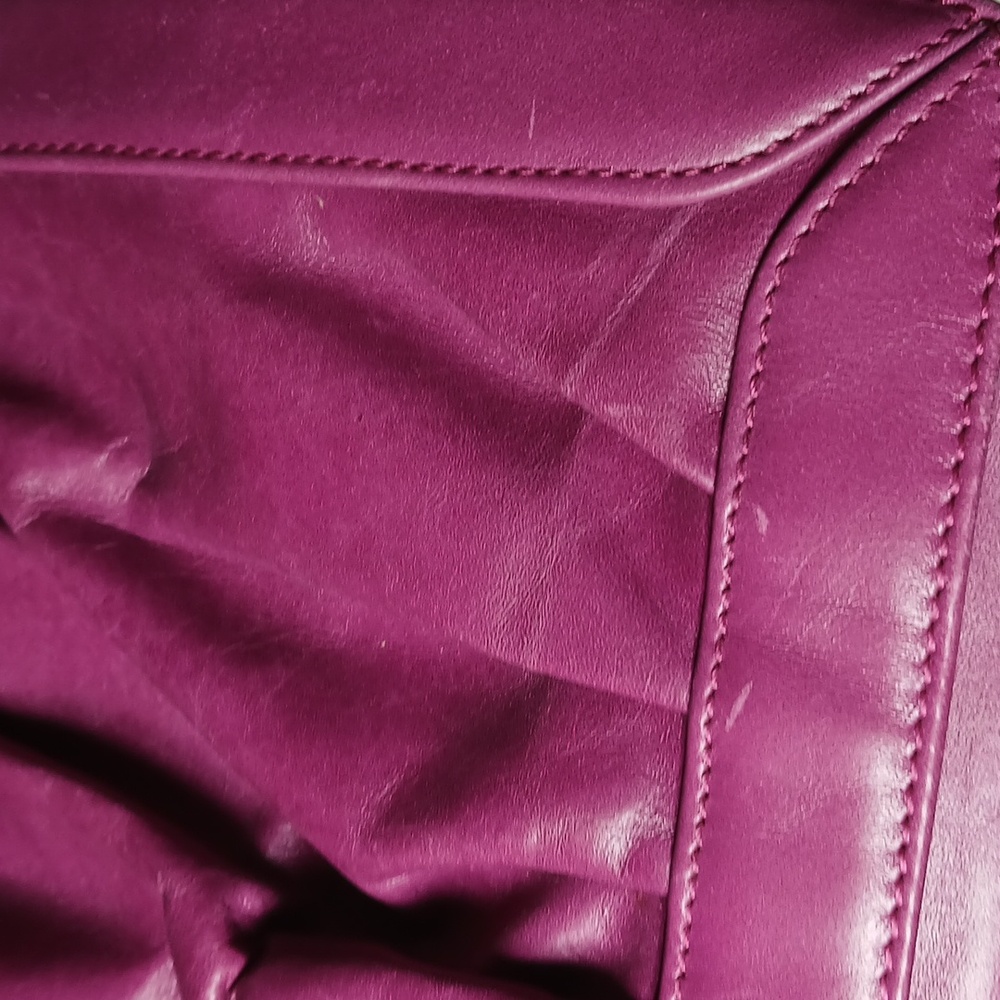 π Tosca Blu Bright Fuchsia Leather Shoulder Bag Structured and Chic 2-Way - Picture 6 of 11